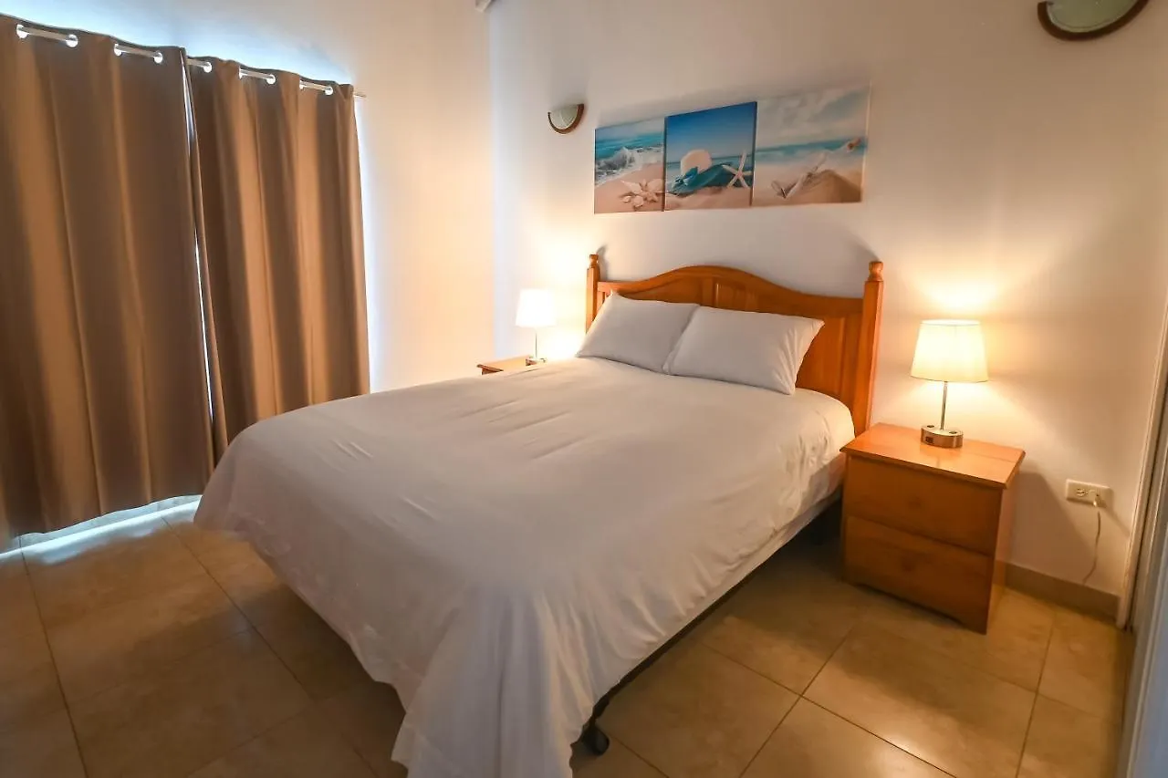 Lord Nelson Hotel & Residences St. John's 3*,
